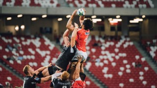 世俱杯直播-火箭队与鹈鹕之间的多场对决经典瞬间合集